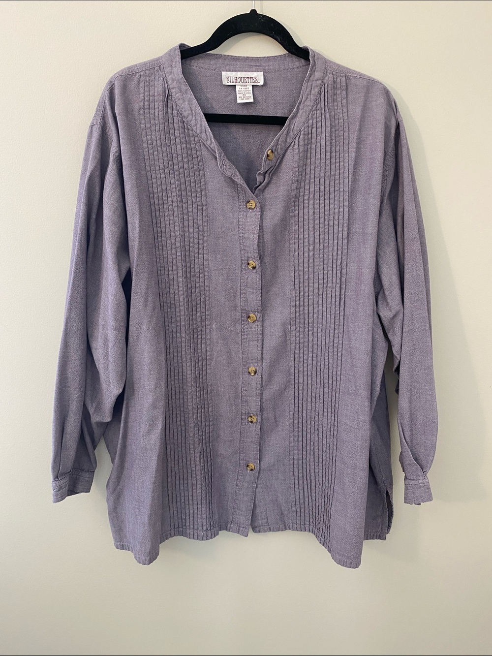 Silhouettes 100% Cotton Lavender Chambray Button Shirt